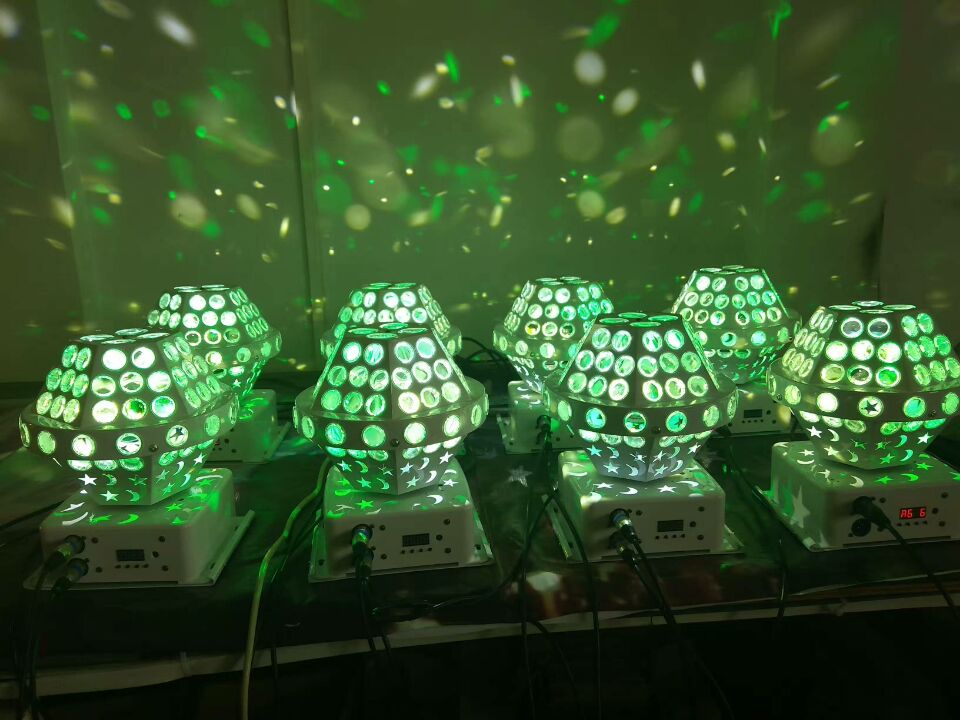 如何設(shè)計(jì)酒吧燈光？效果圖