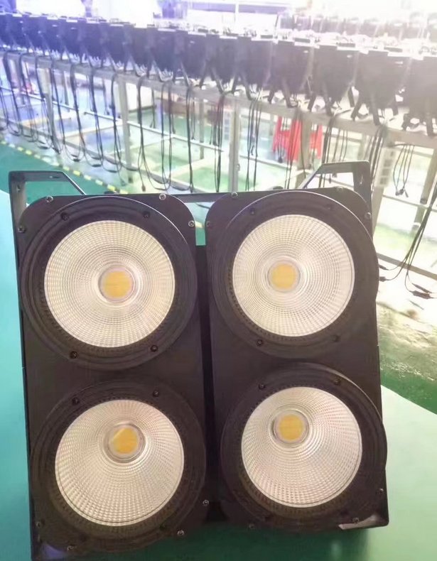 舞臺燈光 LED 四眼觀眾燈COB面光燈適用于哪些場所？效果圖