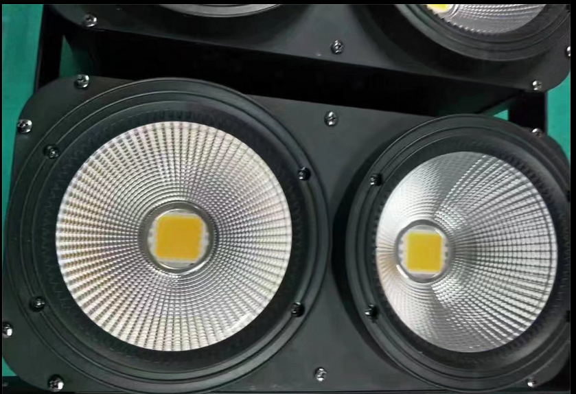 舞臺燈光 LED 四眼觀眾燈COB面光燈適用于哪些場所？效果圖
